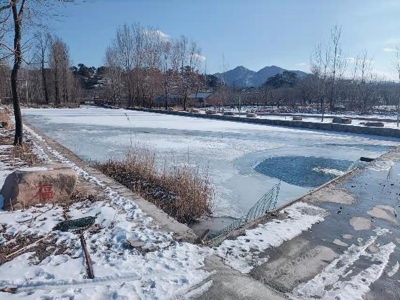 出租怀柔九渡河500农村自建房二层楼带大院子有菜园