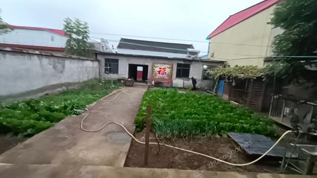 怀柔杨宋镇500平米农村自建房二层楼带小院有菜园便宜出租